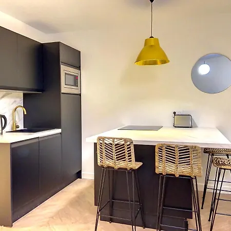 Apartment Avec Balcon Le Nid Dore - Place Morny