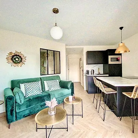 Apartment Avec Balcon Le Nid Dore - Place Morny *